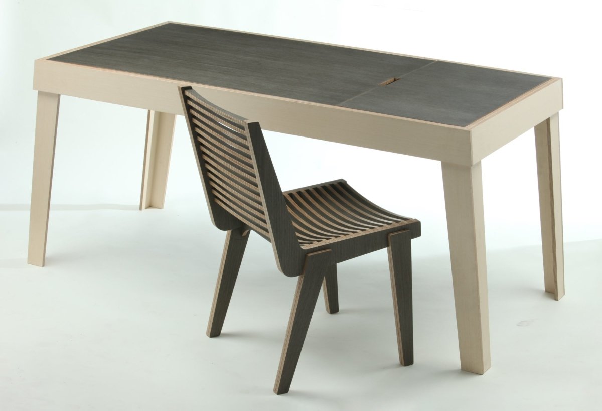 Mod | Large Two-Toned Birch Plywood Desk - Furniture