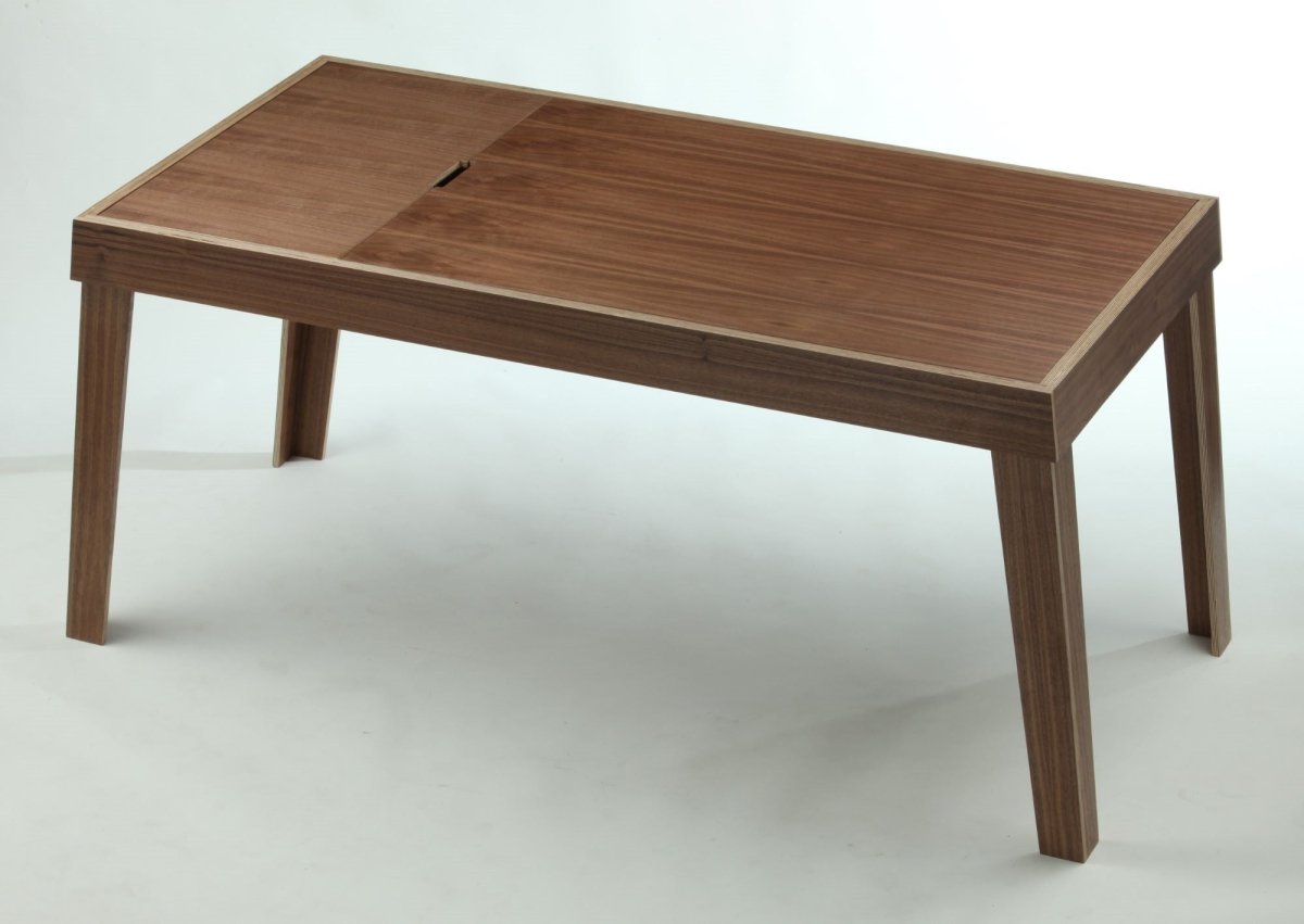 Mod | Large Two-Toned Birch Plywood Desk - Furniture