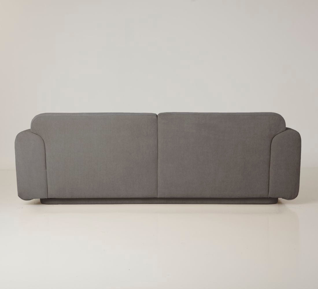 Lust Sofa