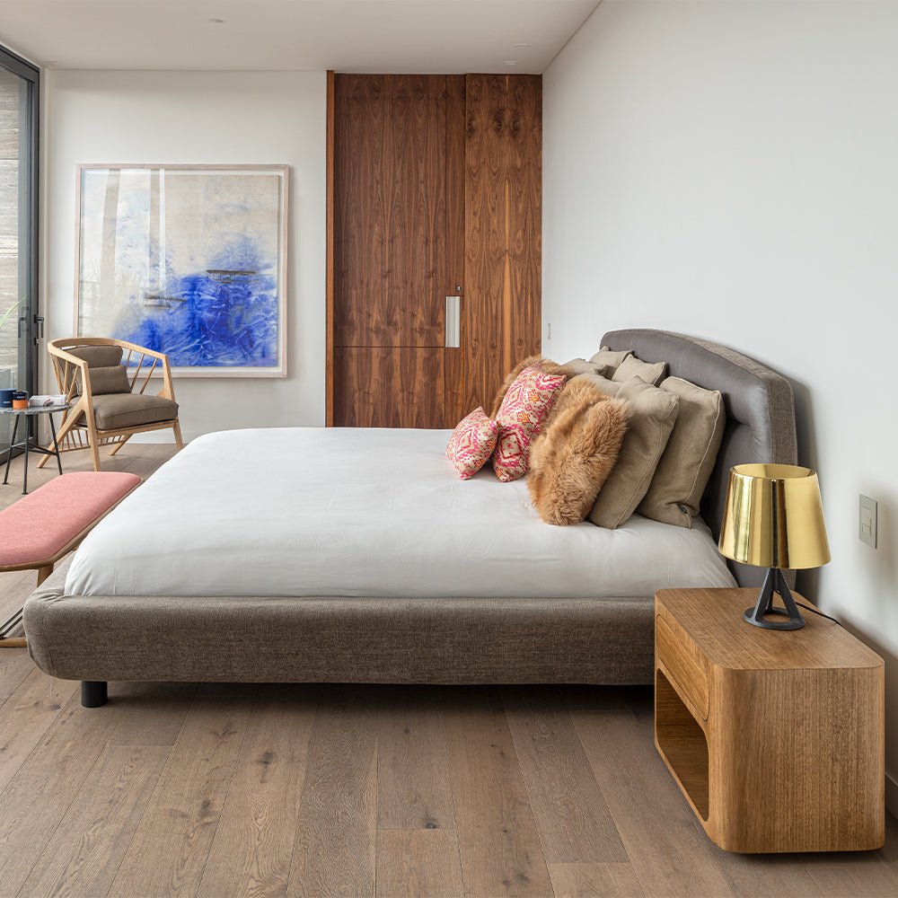 Victoria Bed - Furniture