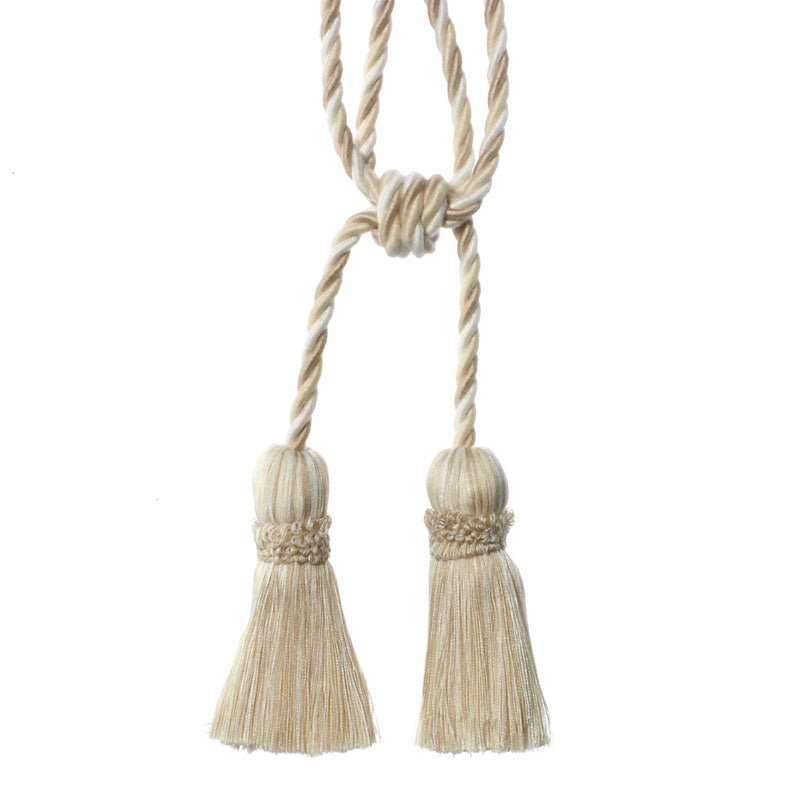 7312 | 130-ANTIQUE WHI - Tassel - Trim