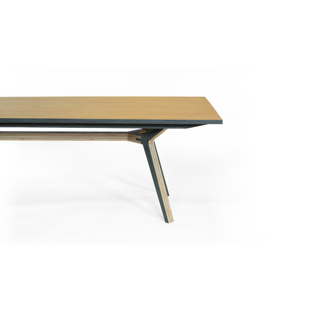 Yala | Table
