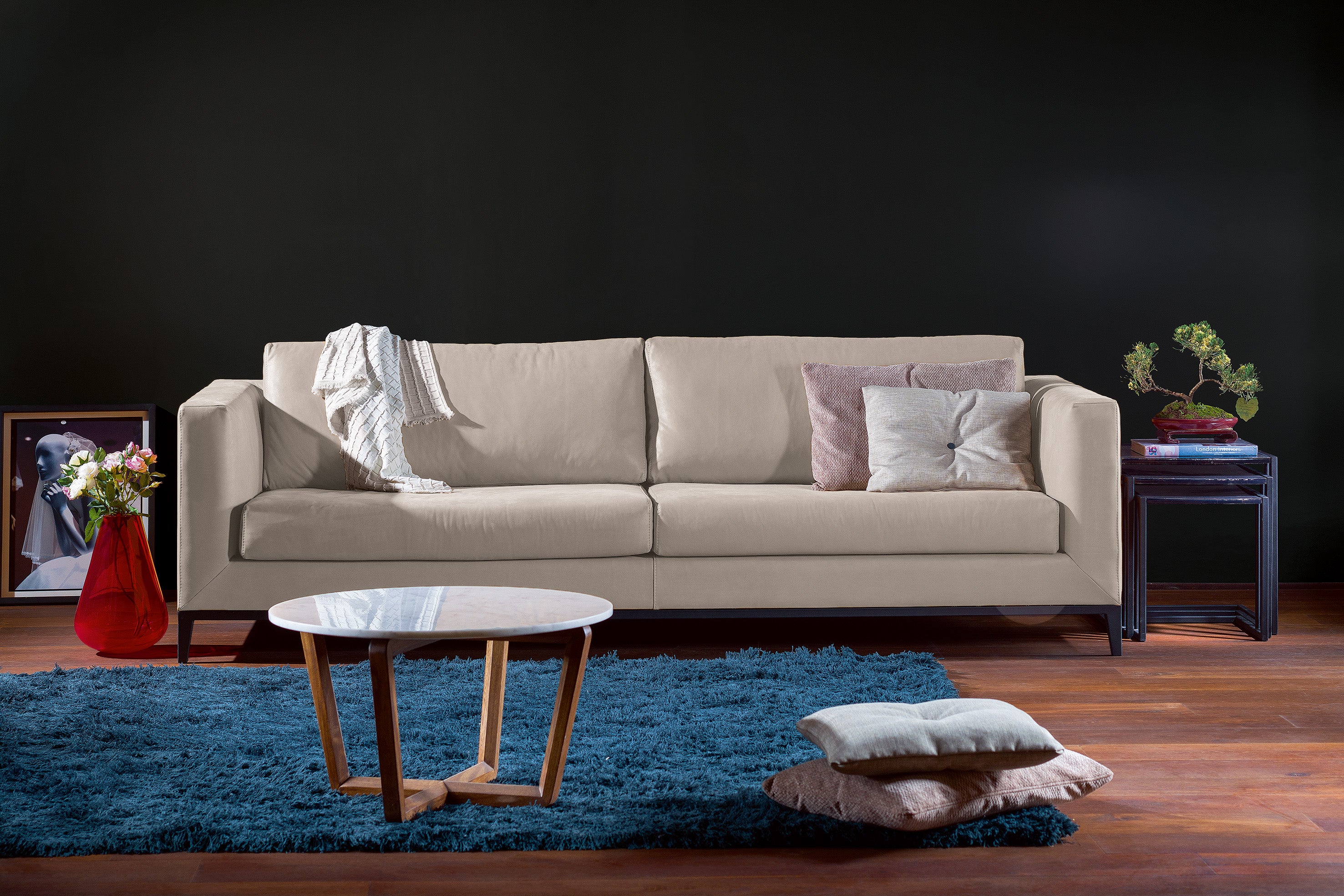 La Roux Sofa