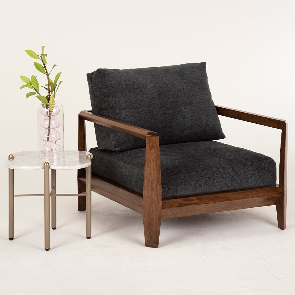 Ottomano Armchair