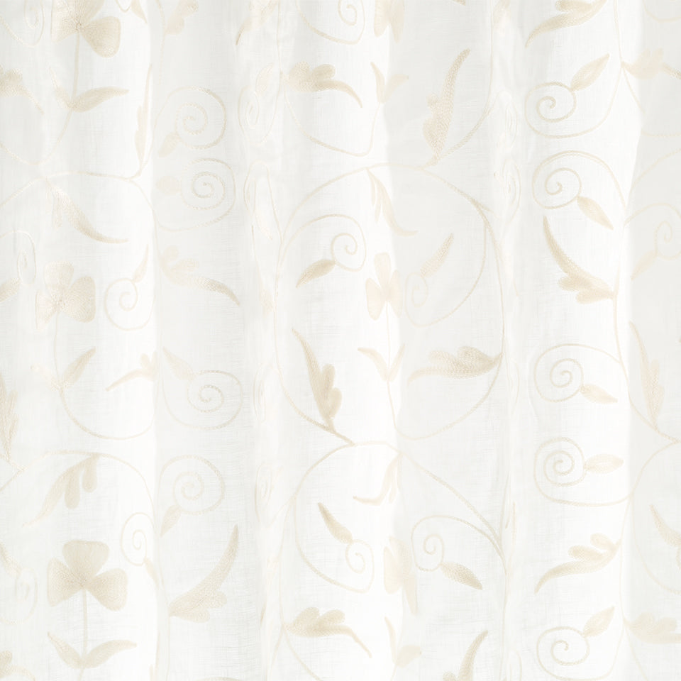 SWIRLING LEAF | PEARL