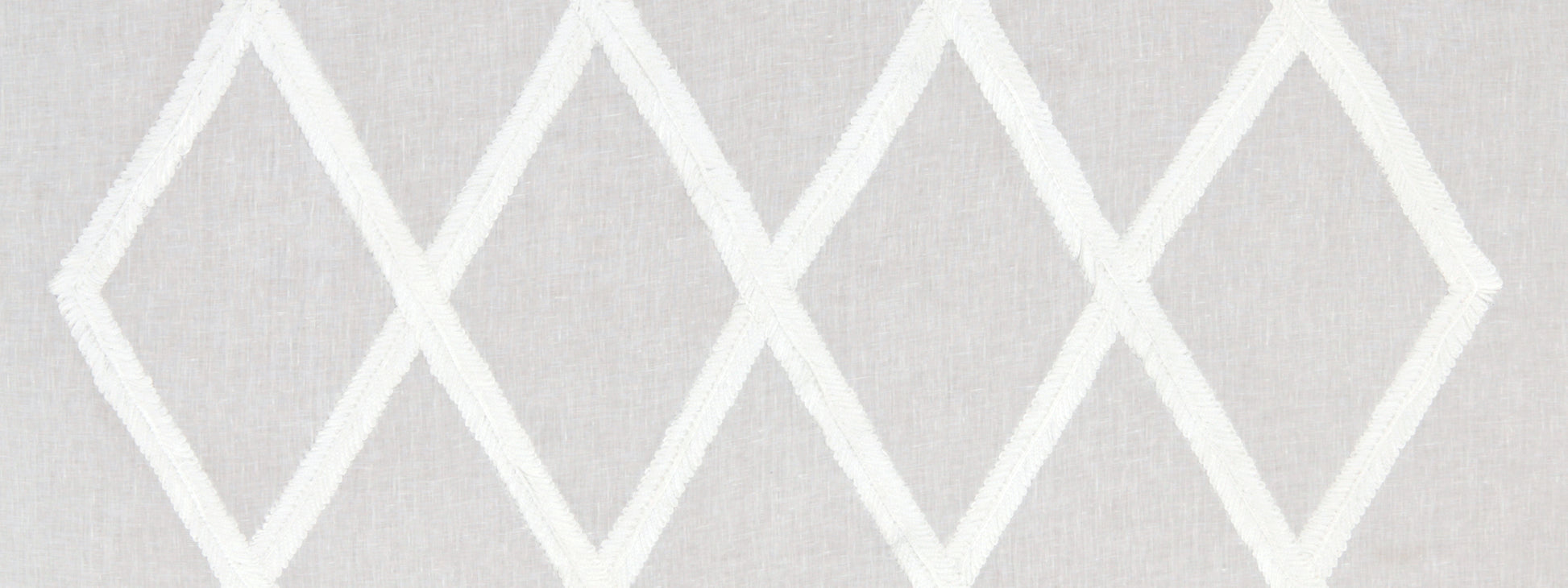 RIBBON LATTICE | WHITE