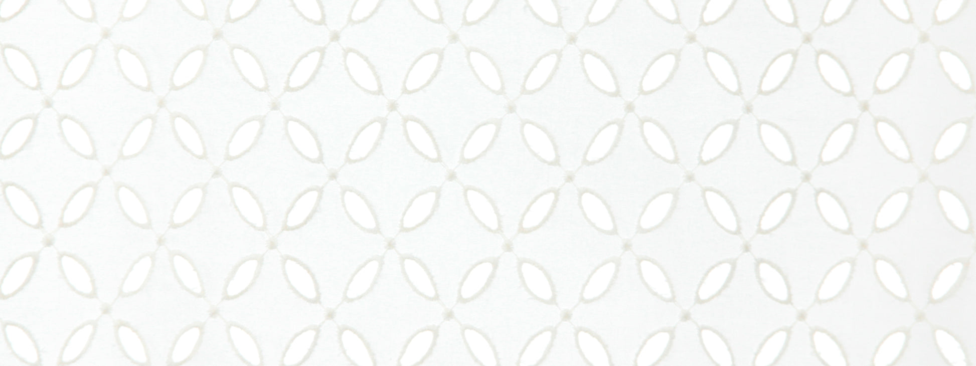 FLOWING BREEZE | WHITE