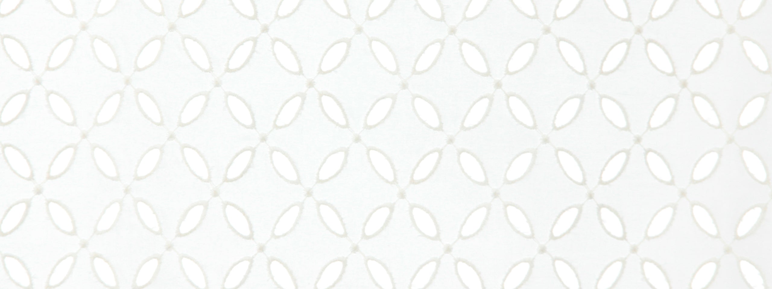FLOWING BREEZE | WHITE