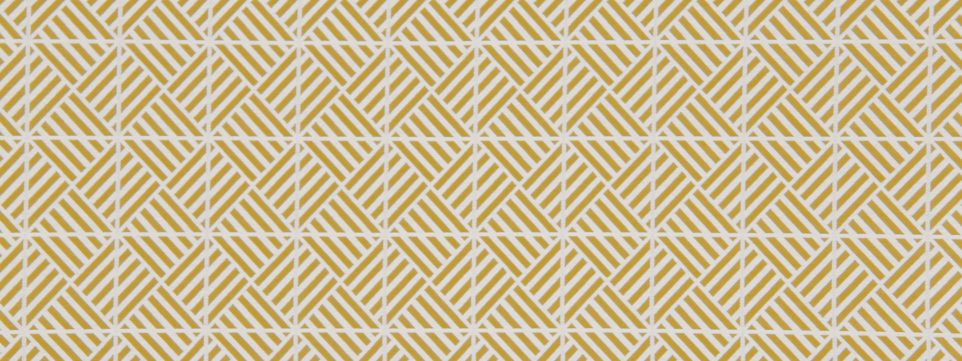 TRIANGULATION | CHARTREUSE