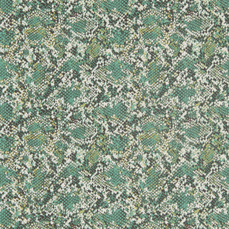 RENEGADE | MINERAL GREEN