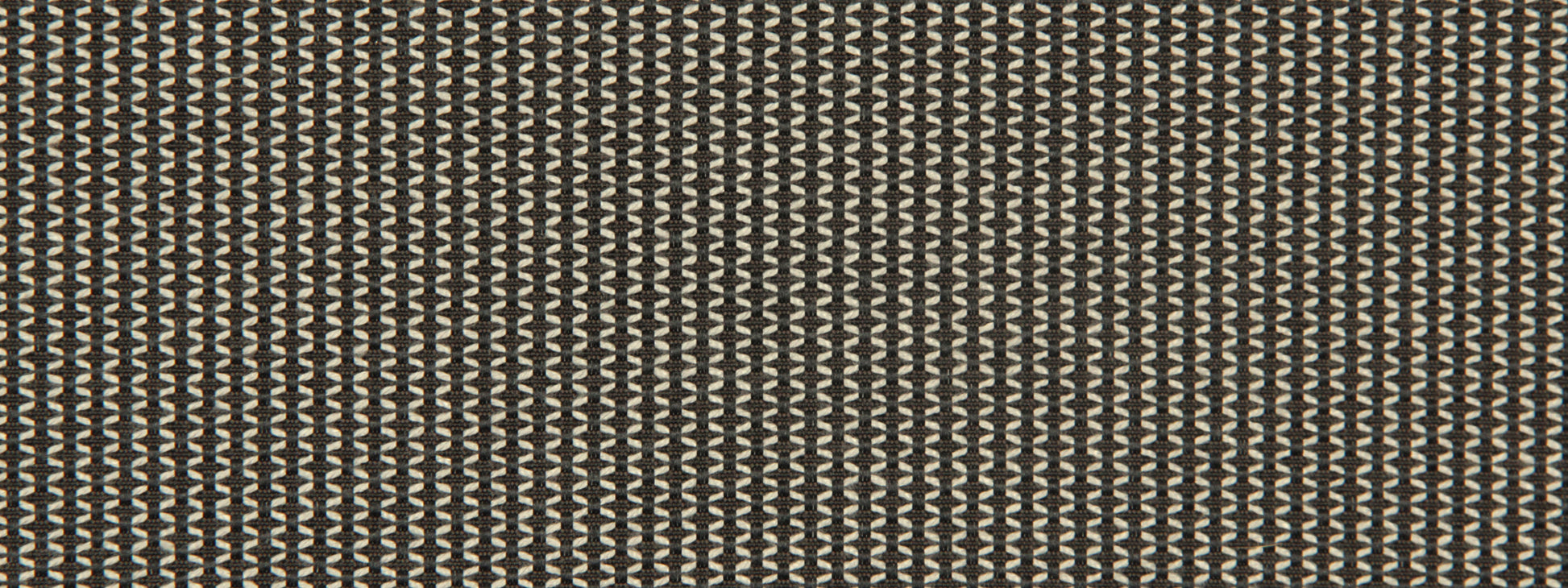 DIAMOND TUCK | STEEL