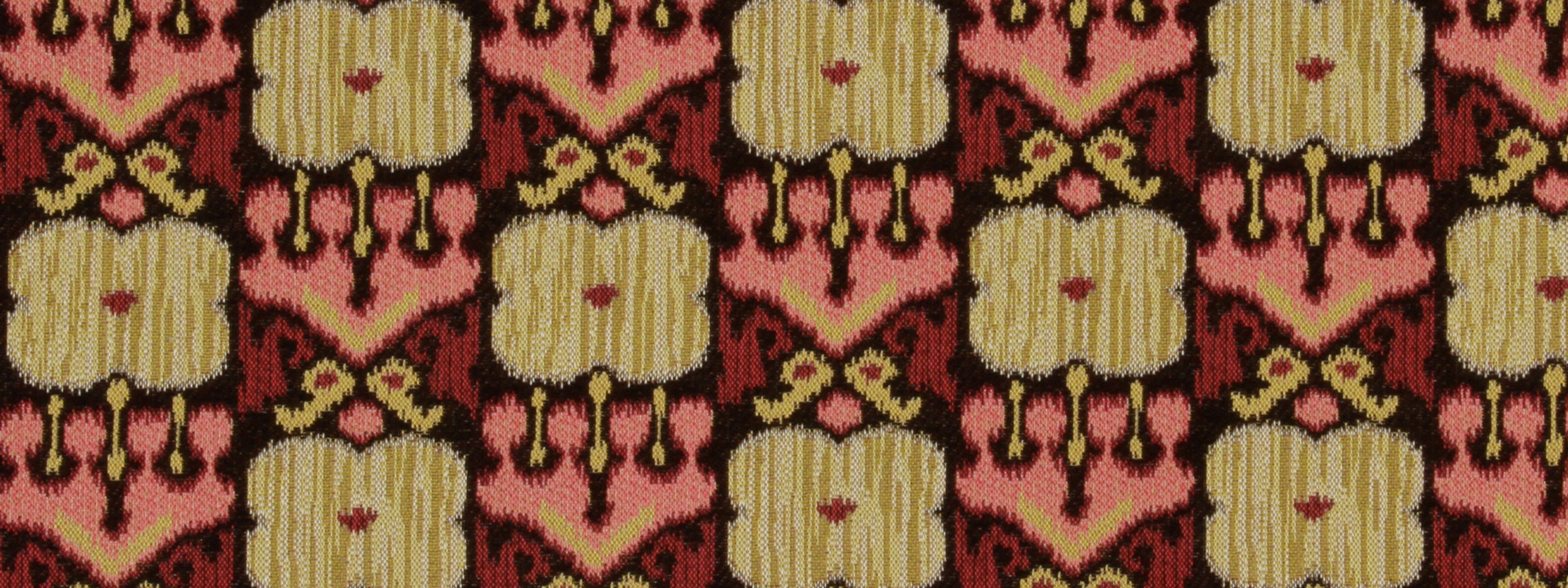 MADRUGADA | CLASSIC CRIMSON
