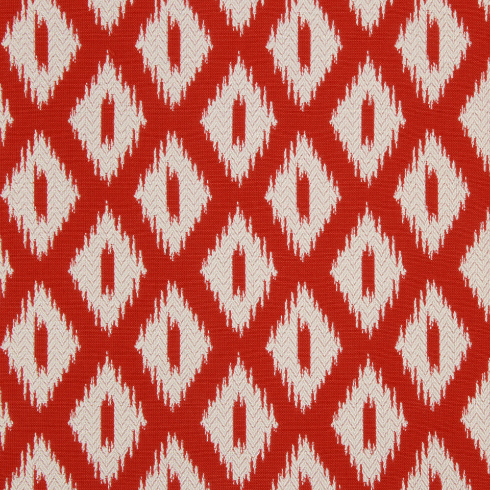 POINTED PEAKS | LACQUER RED