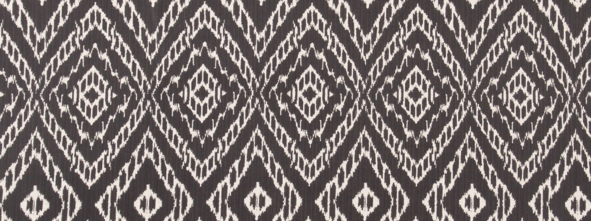 STRIE IKAT | STORM