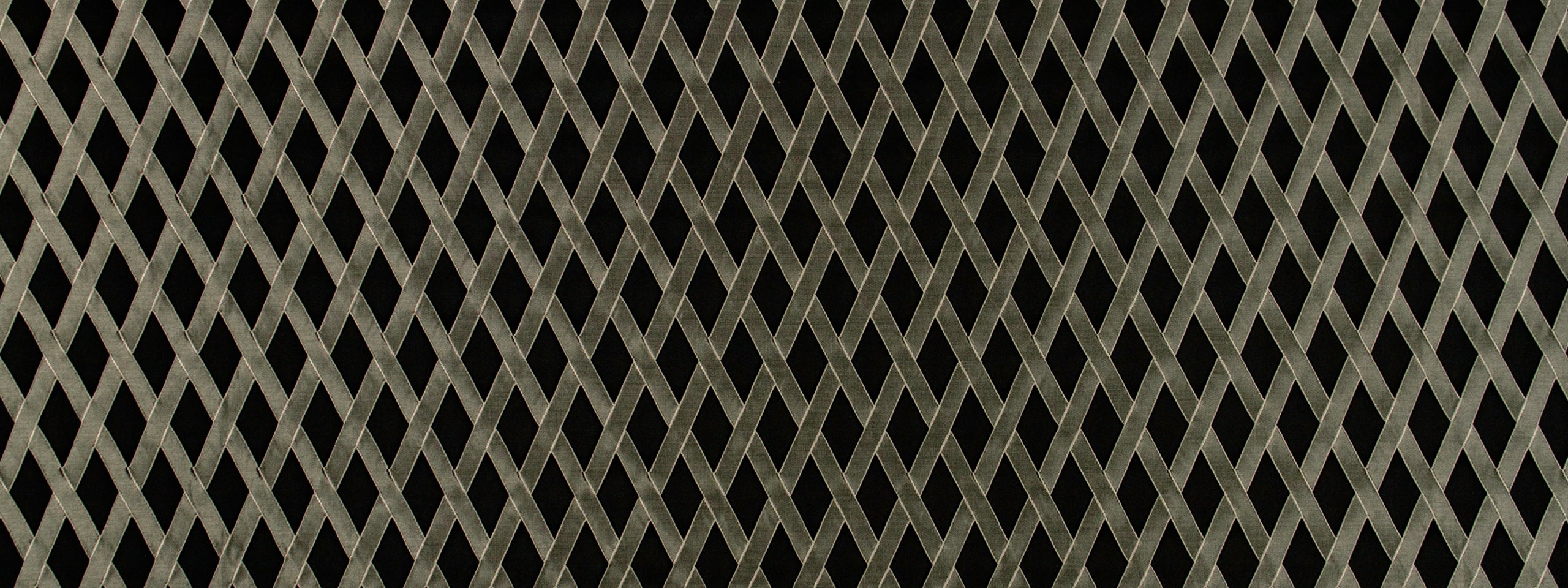 RIBBON FENCE | CHALKBOARD