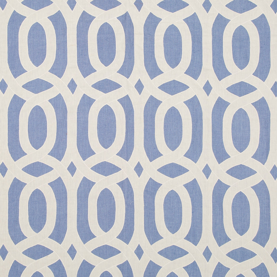 FIGURE EIGHT | CHAMBRAY