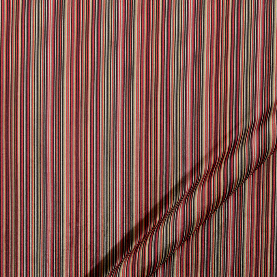Between Lines | Crimson