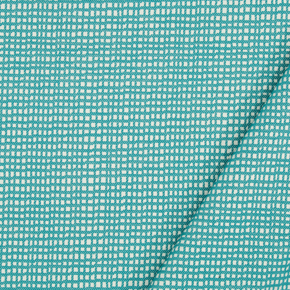 MARLO SQUARES | PEACOCK