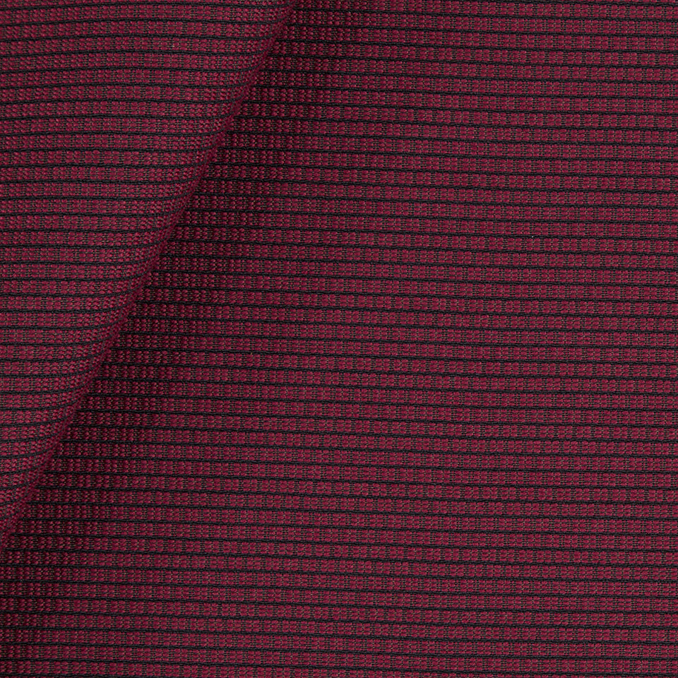 SQUARE TEXTURE | MERLOT