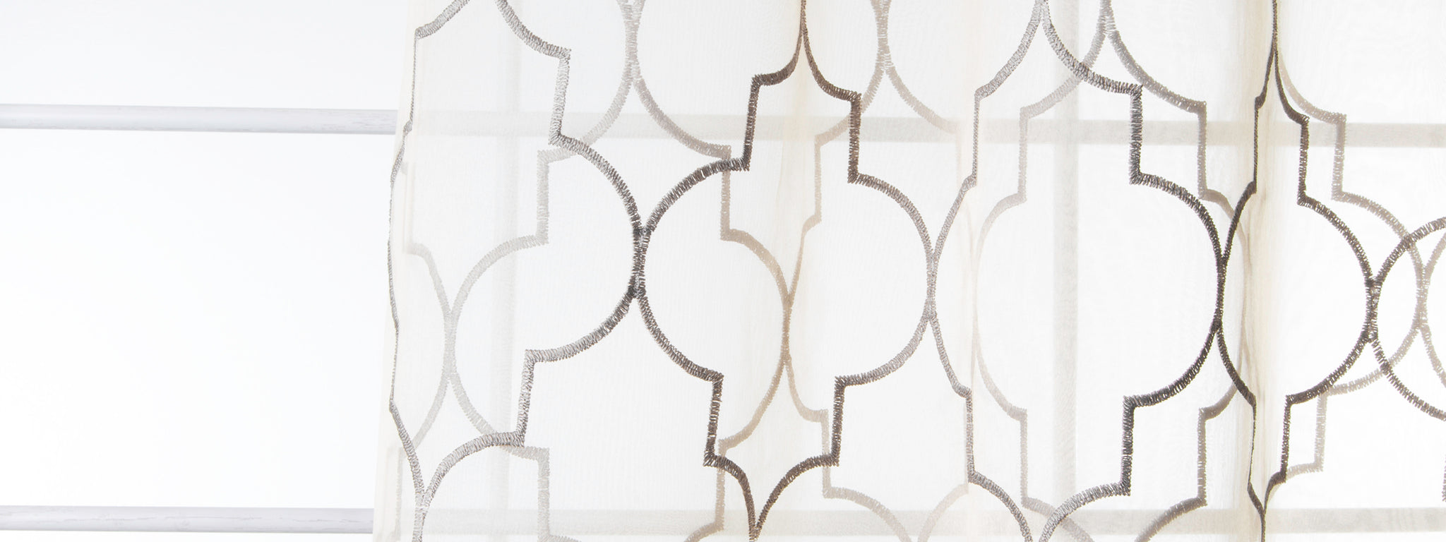 FRETWORK DECOR | PLATINUM