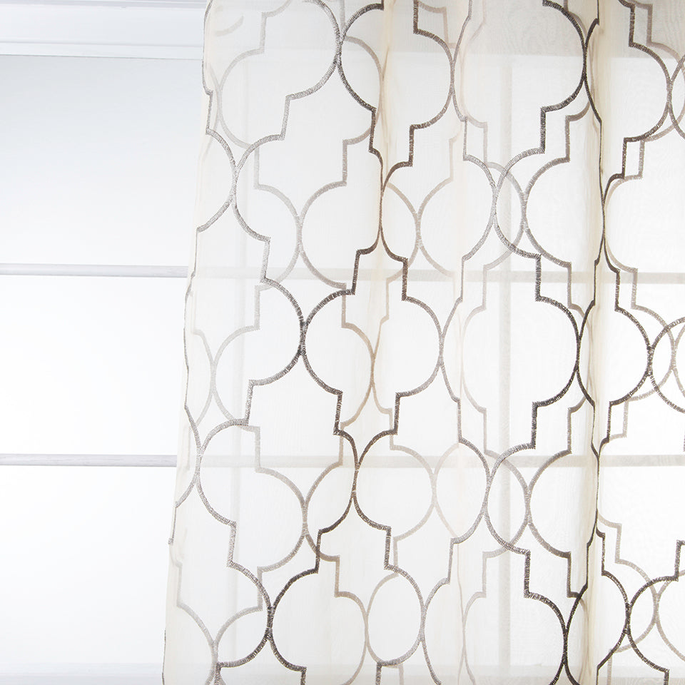 FRETWORK DECOR | PLATINUM