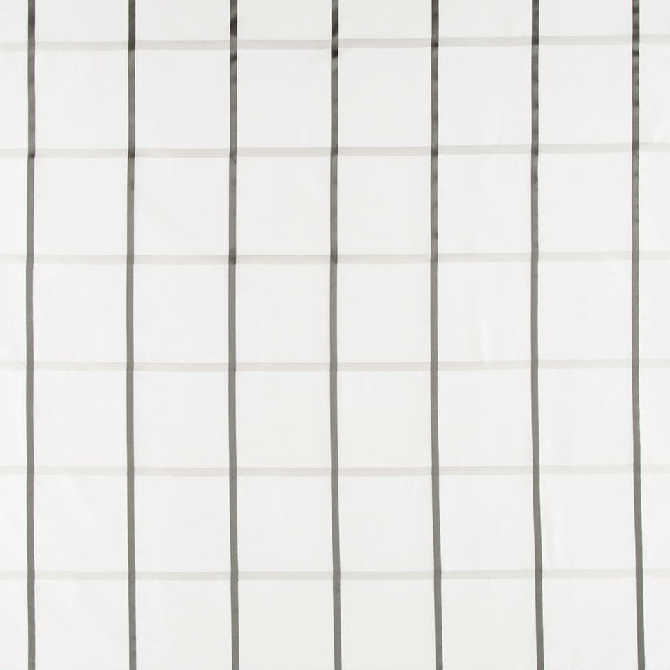 Marcela Plaid | Platinum