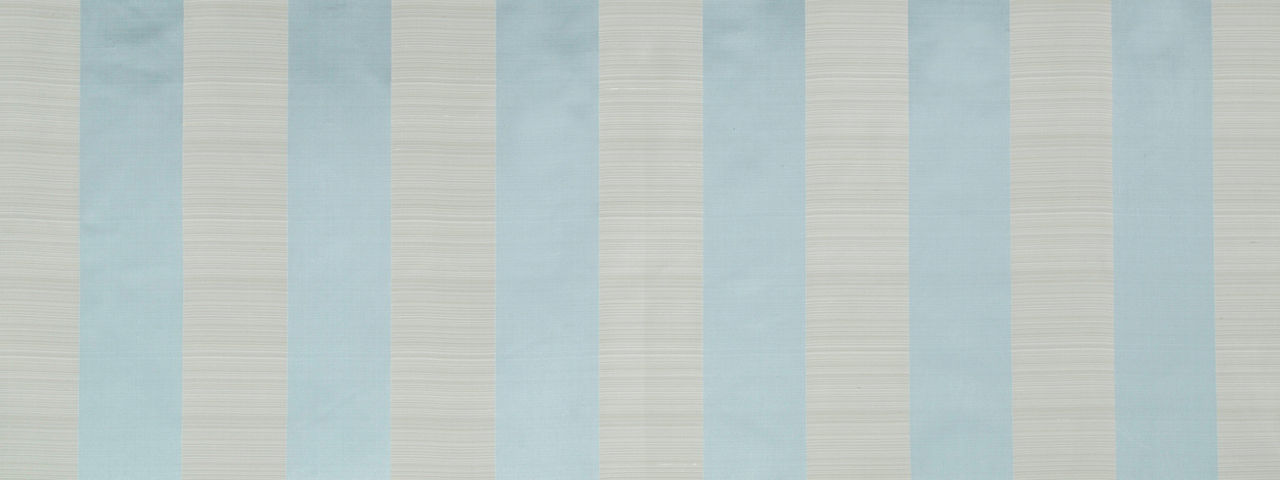 SATIN SMOOTH | POOL