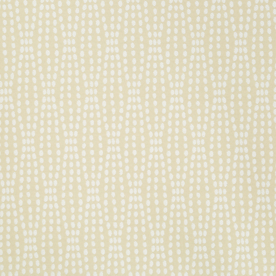 STRUMMED | CREAM