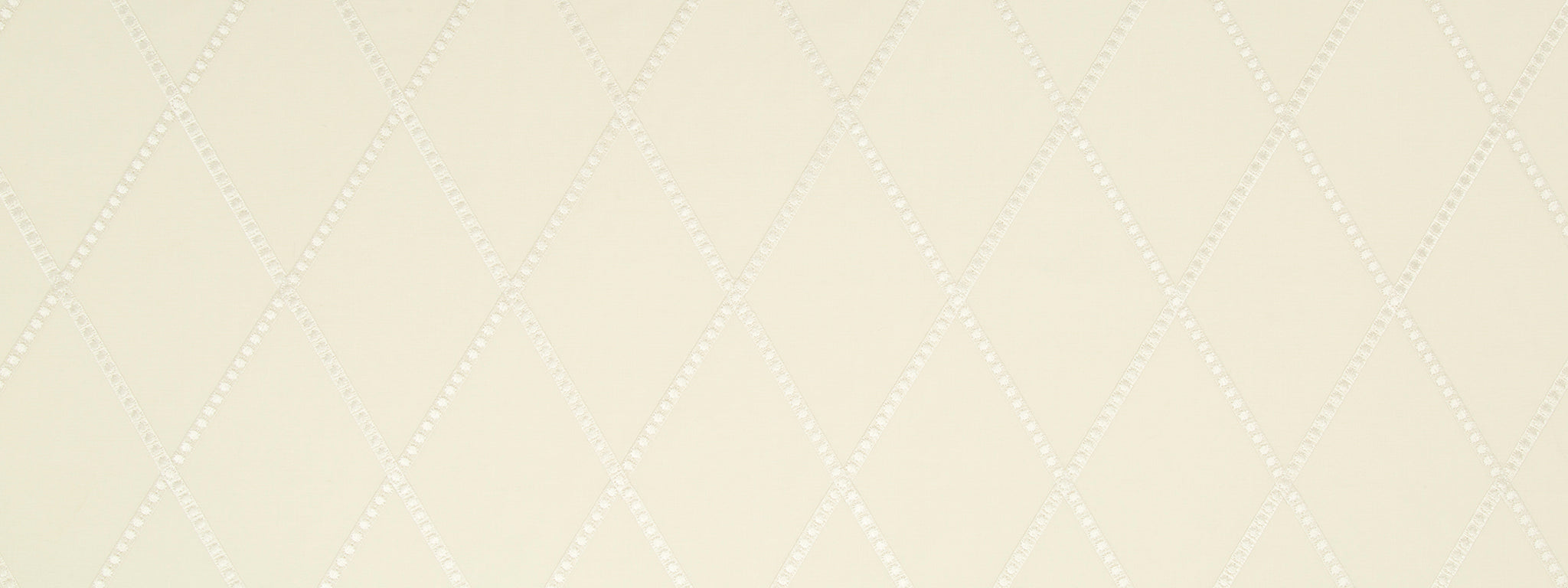 CORBUCKLE | PALE CREAM