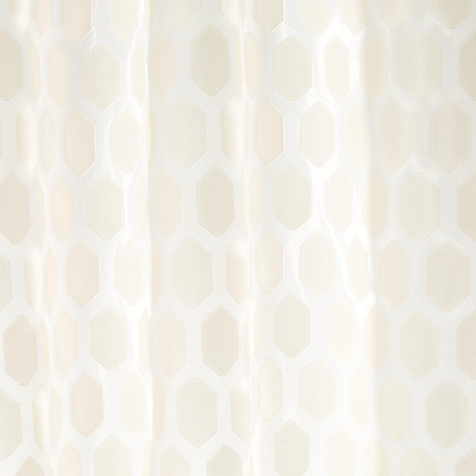 OBELISK | PALE CREAM
