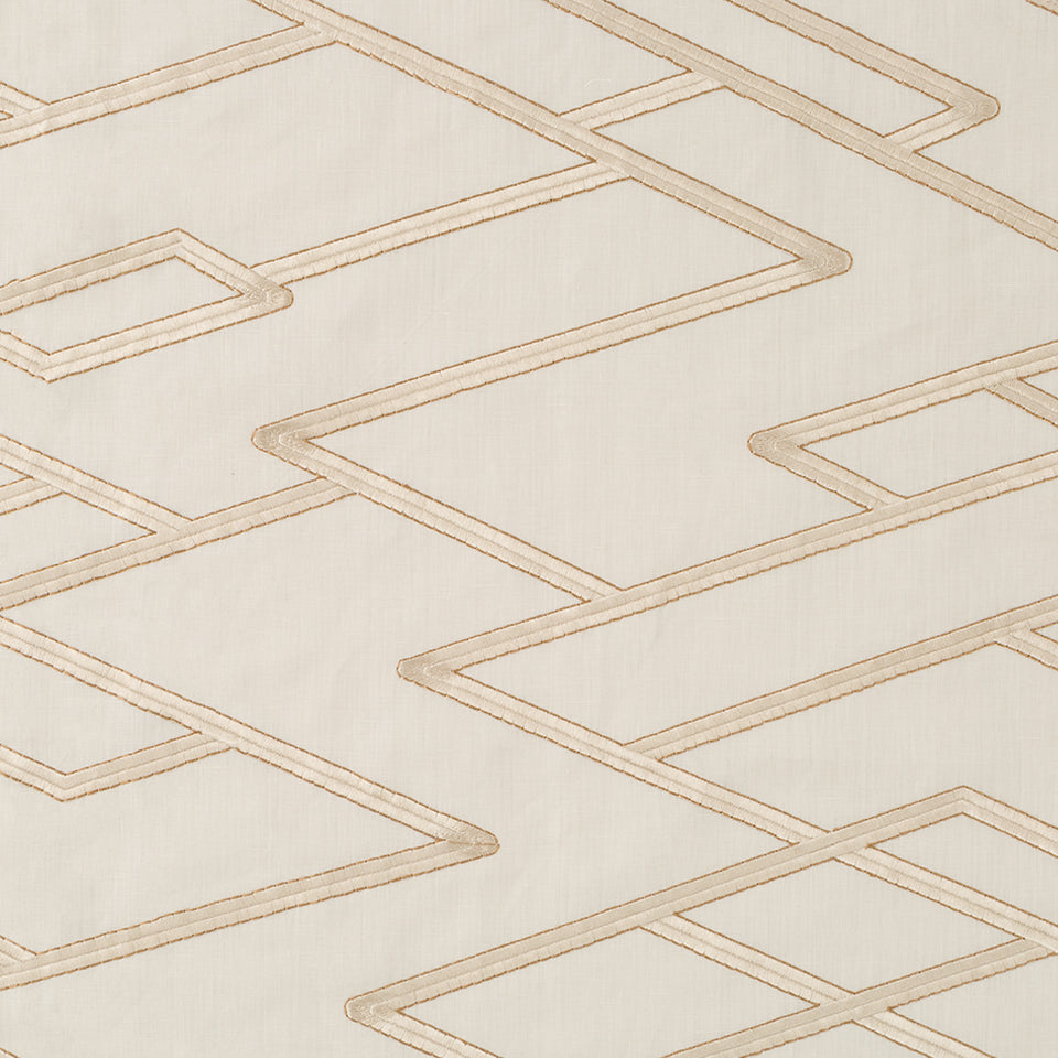 PINNACLE | TRAVERTINE