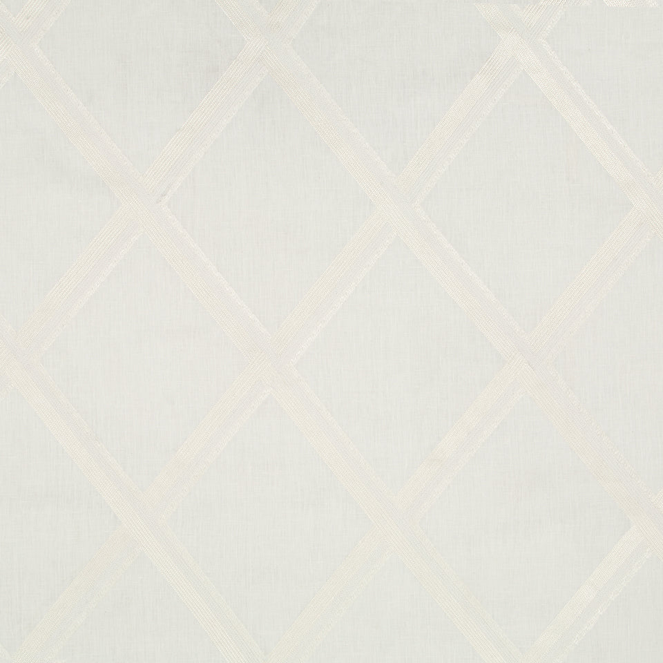 SPANDREL | WHITE