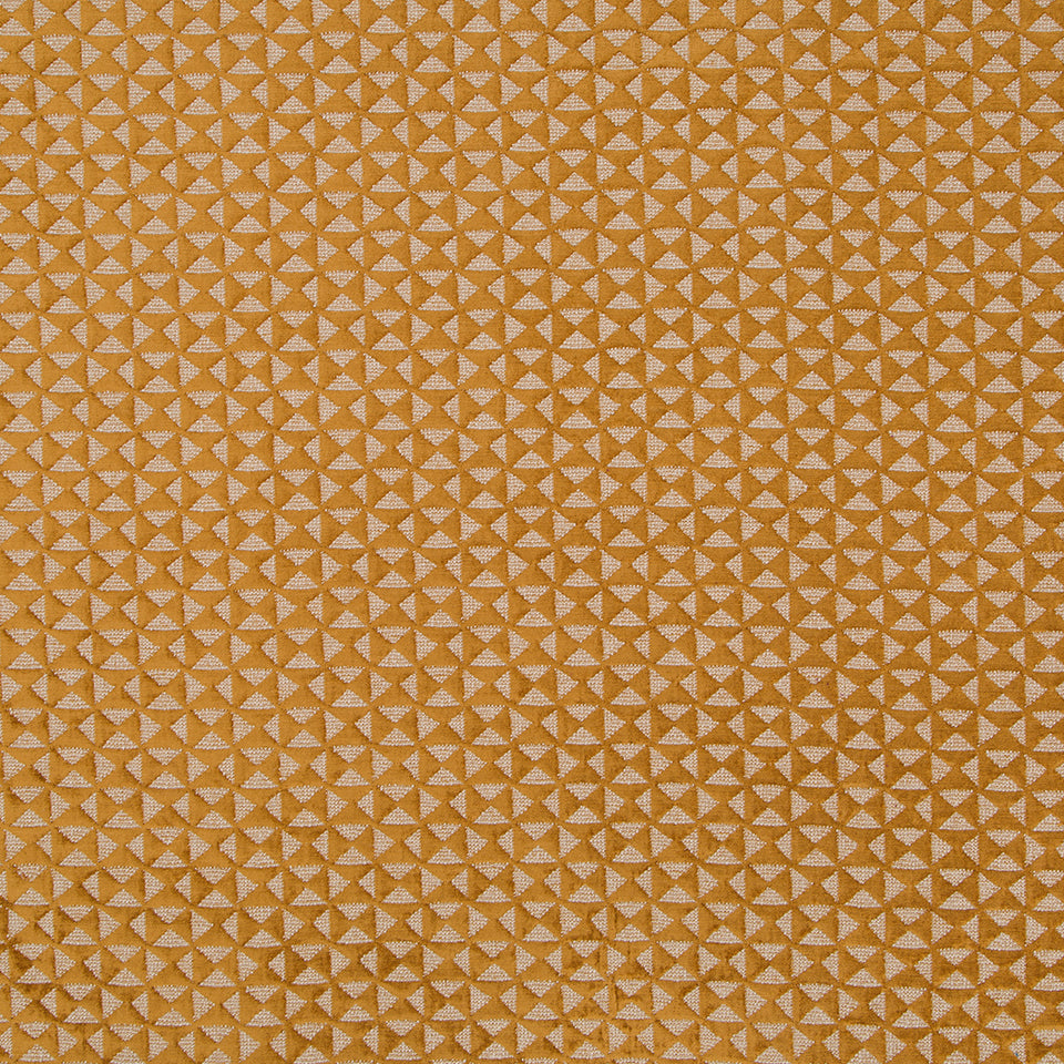 Spur | Caramel