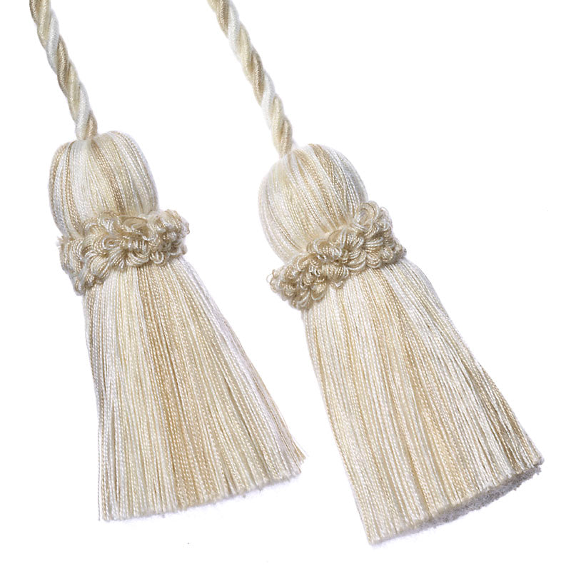 7314 | 130-ANTIQUE WHI