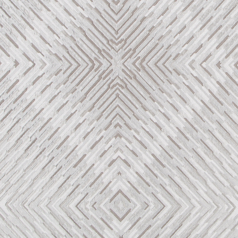 HR61739 | 179-QUARTZ