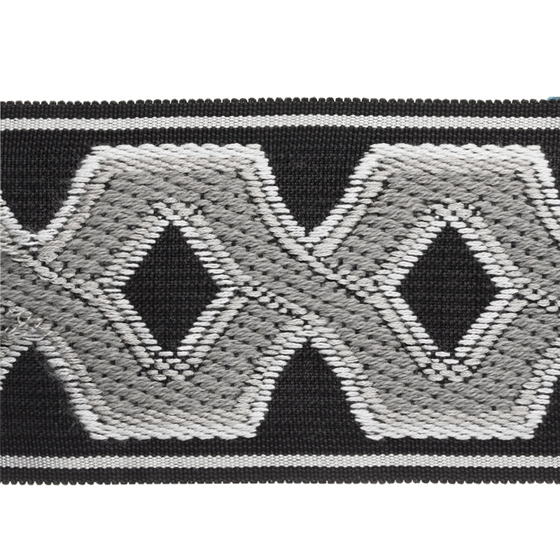 DT61745 | 12-BLACK - Trim