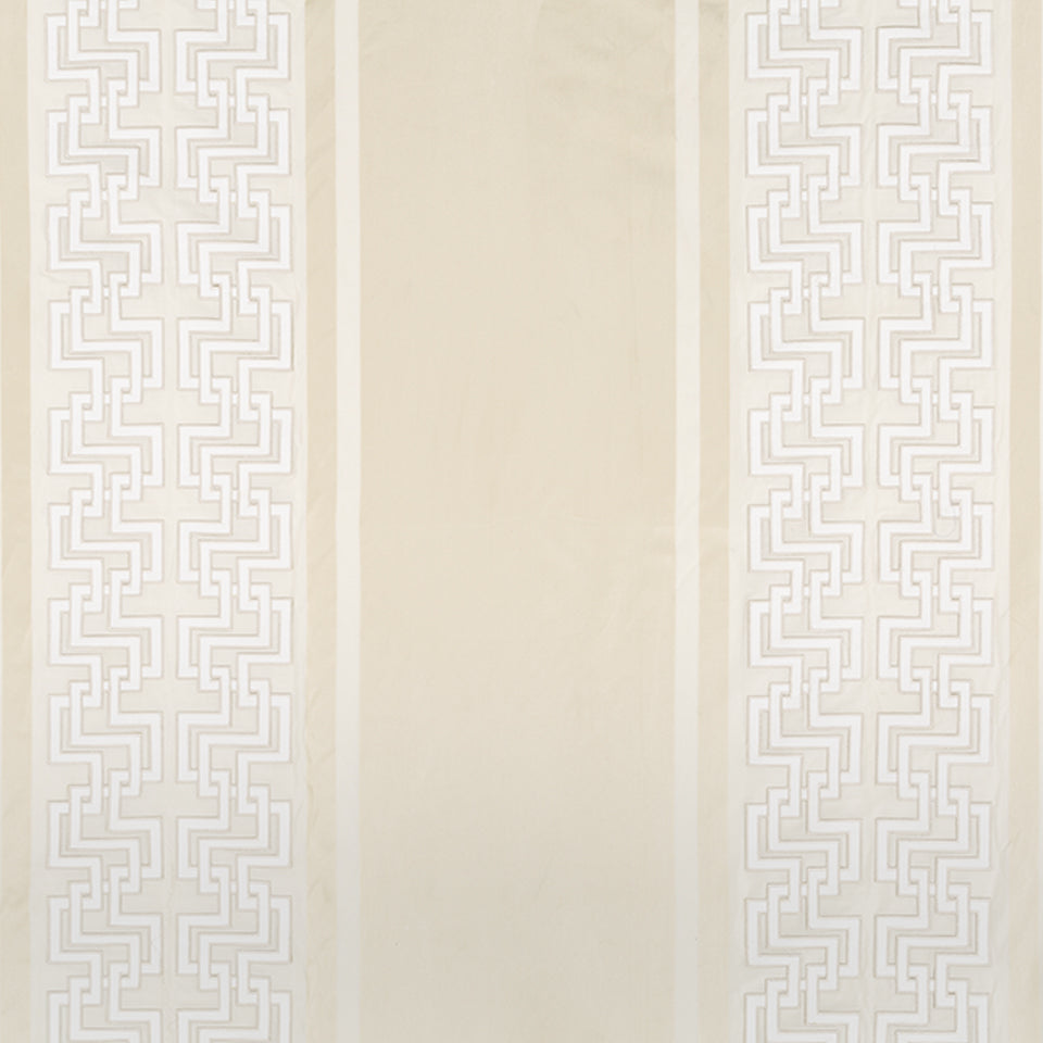 LEANDRO STRIPE | TRAVERTINE